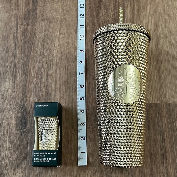Starbucks Holiday Gold Metallic Venti Cup & Ornament Keychain Limited Edition - Picture 8 of 8